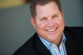 JASON LOGAN, ENTERTAINER